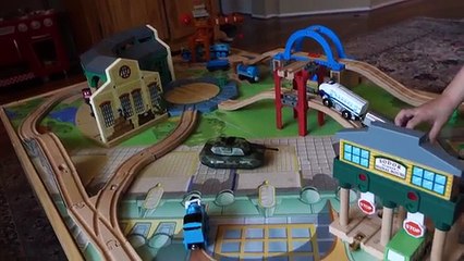 Thomas the Tank Engine and Friends Videos - Playing Toy Thomas the Train Wooden Railway for Kids