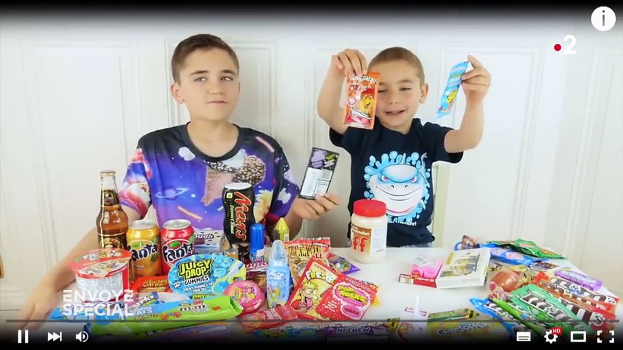 Deux milliards de vidéos vues, deux millions et demi d'abonnés pour Néo et Swan, les enfants-stars de YouTube