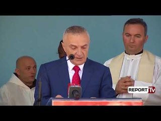 Скачать видео: Presidenti Meta i akordon kardinalit Troshani dekoratën 'Gjergj Kastrioti Skënderbeu'