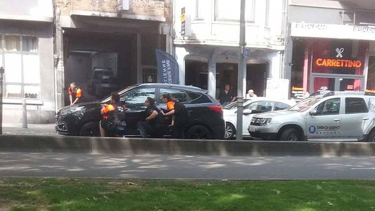 Terror-Attacke: Messerangreifer von Lüttich entreißt Polizeiwaffe und erschießt 3 Menschen