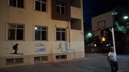 Batman’da iki kız öğrenci okulda mahsur kaldı