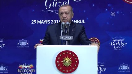 Cumhurbaşkanı Erdoğan: "Biz Bu Şehrin Sokaklarına 'Zulüm 1453'te Başladı' Diye Yazanları Unutmadık"...