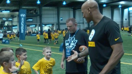 Ryan Shazier serves as instructor at youth football camp