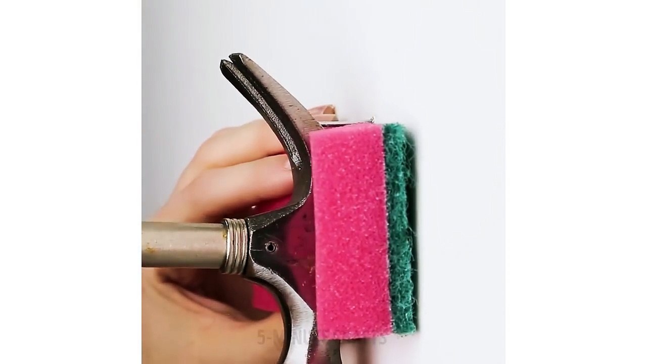 40 ALL-TIME BEST CLEANING TIPS THAT WORK MAGIC