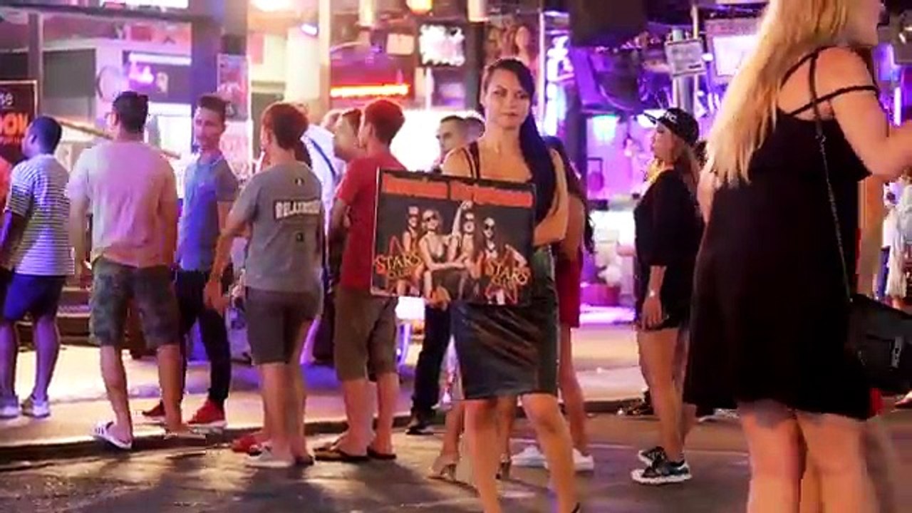 PATONG NIGHTLIFE - SEXY RUSSIAN GIRLS IN PHUKET