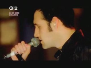 The Bravery - An honest mistake [live]