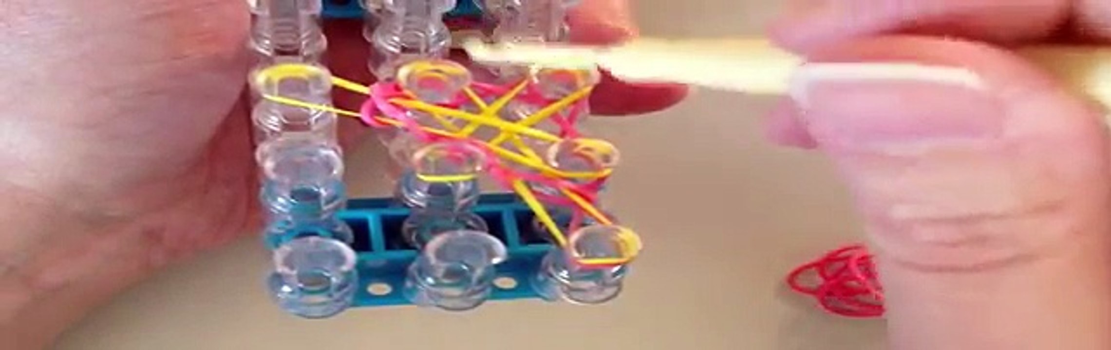 New Rainbow Loom Solid Flower Fun Charm