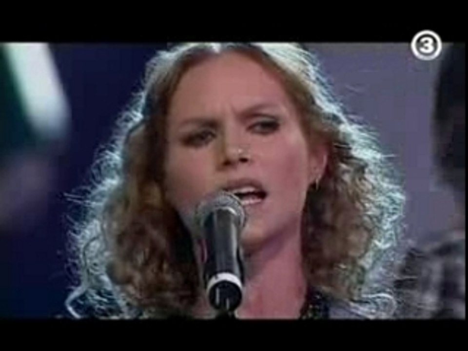 The Cardigans - I need some fine wine [live]