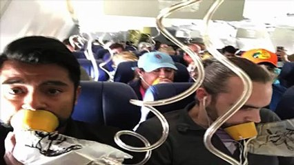 وفاة من تحطم نافذة طائرة