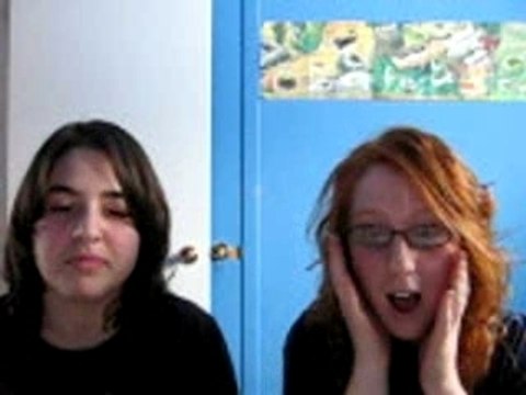 Chloé et Maré qui chante because of you xD