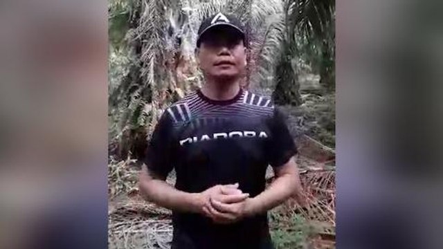 Jamal delivers message from oil palm plantation