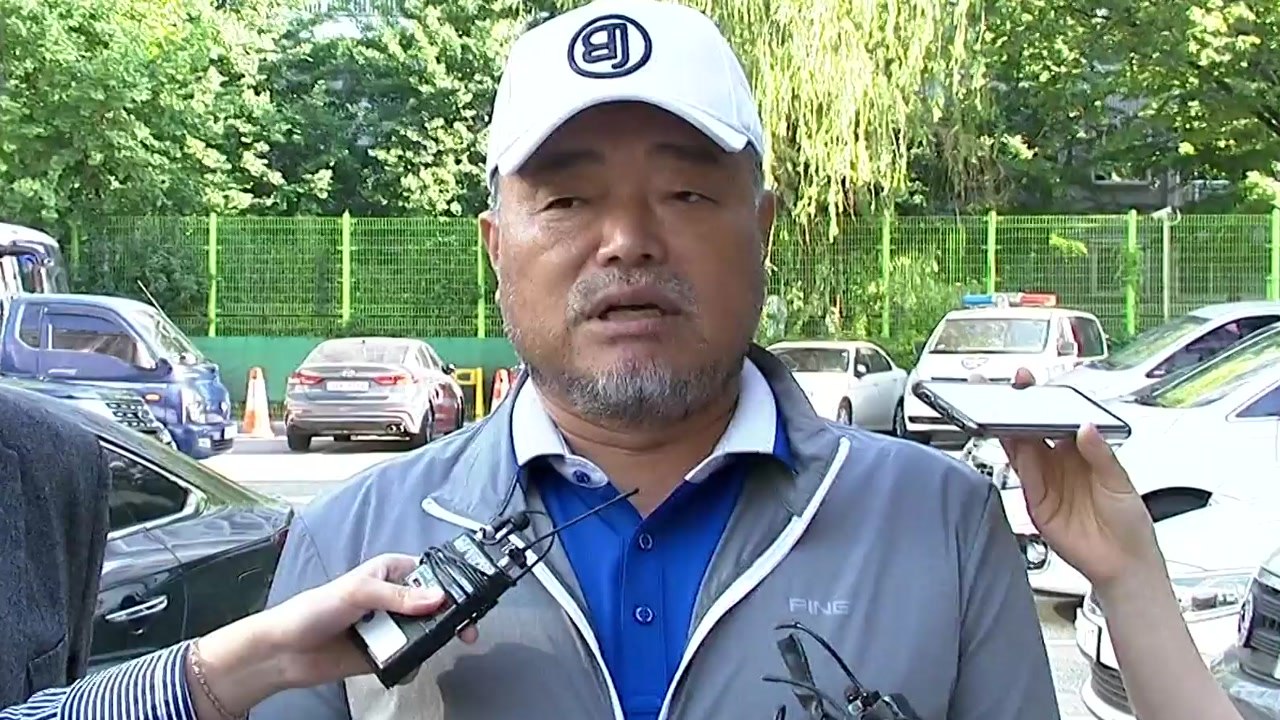 '상해 혐의' 가수 김흥국..."단순 실랑이일 뿐" / YTN