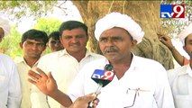 Banaskantha : Farmer still waiting for insurance money under pradhan mantri fasal bima yojna, 2 years on- Tv9 Gujarati