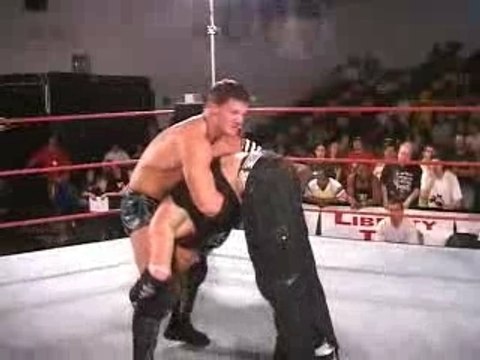 Jeff hardy gives Aj styles a hardys twist of fate