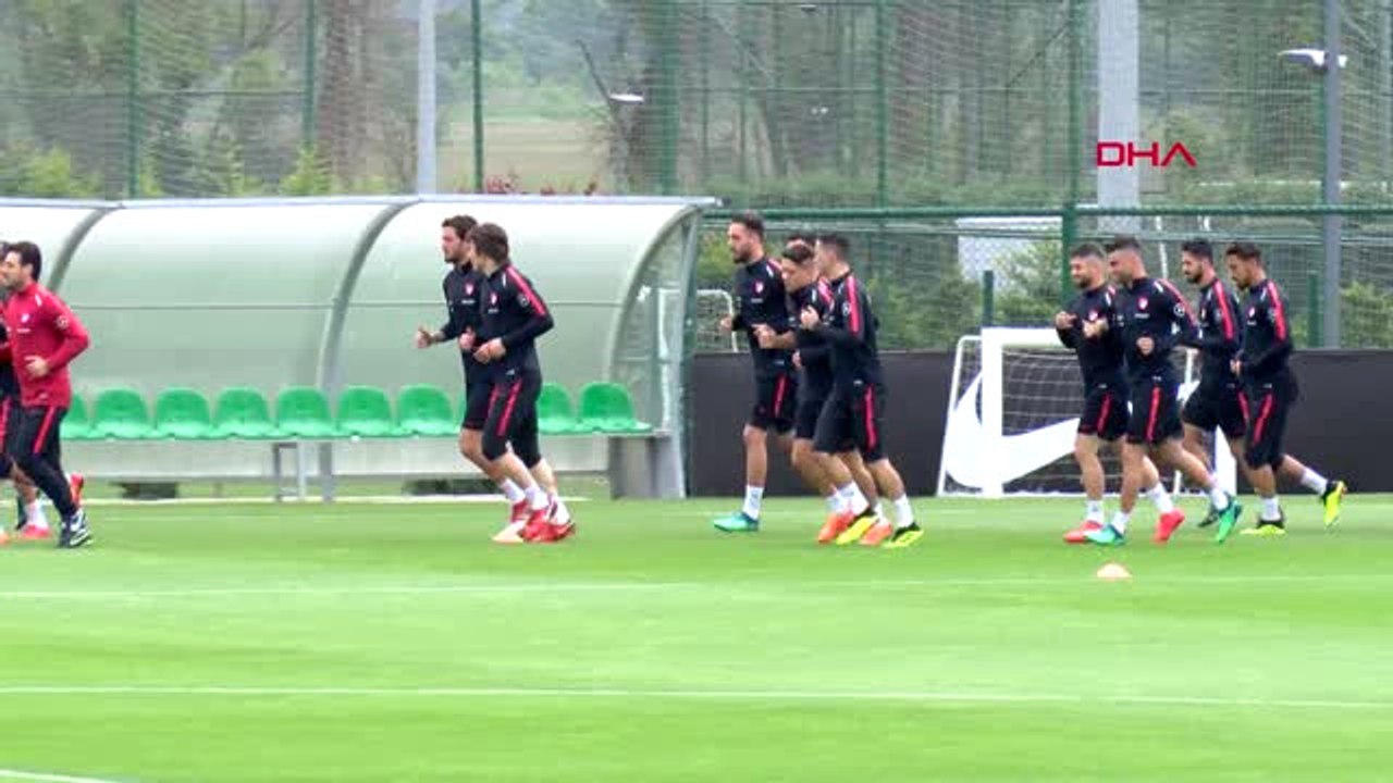 Spor A Milli Futbol Takımı Tunus Maçı İçin Cenevre'ye Gitti