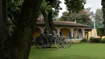 Alberto defiende a Marina al ser acusada de robo