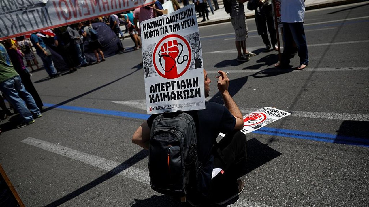 Greek workers strike over austerity