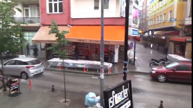 Isparta’da Sağanak Yağış Vatandaş Ve Araç Sürücülerine Zor Anlar Yaşattı