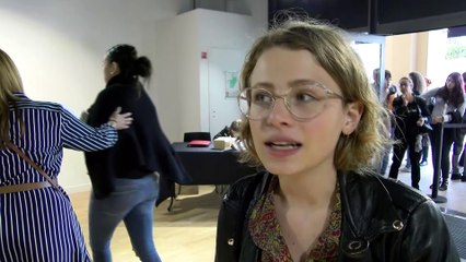 Les jeunes cherchent un emploi cet été pour payer leurs études