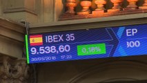 El Ibex 35 rompe con cinco jornadas consecutivas en 'rojo'