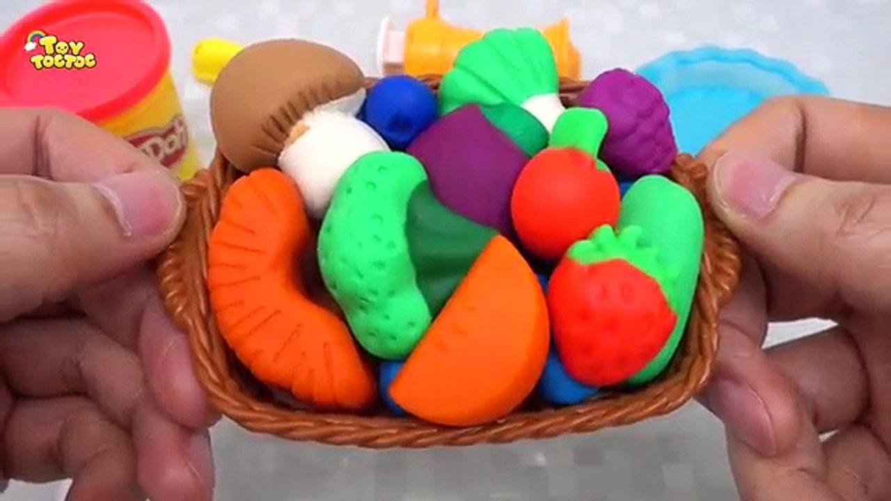 Play Doh Playful Pies Playset Make Rainbow Orbeez Pies and Dessert