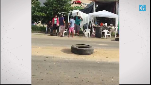 Fim de bloqueio de caminhoes na br 259 em.colatina