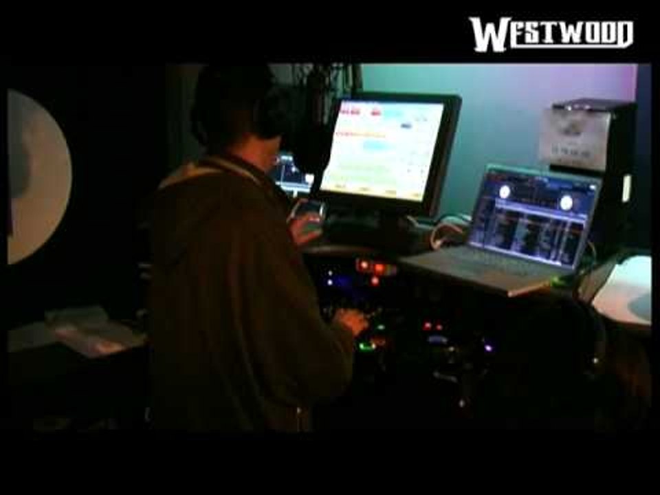 Akon interview feat. Kardinal Offishall & Church Boi - Westwood