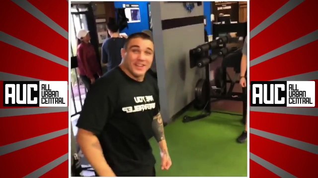 Snoop Dogg Fights MMA Boxing Champ Ends Up Getting Beat