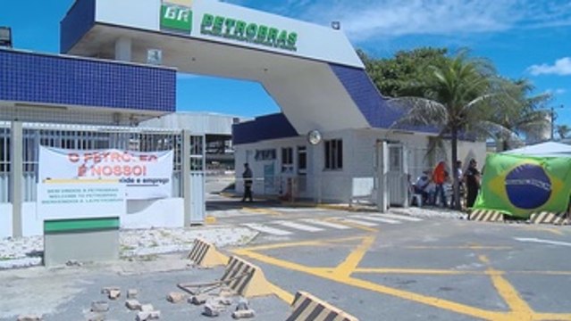 Justicia aumenta multa a sindicatos petroleros en Brasil por huelga
