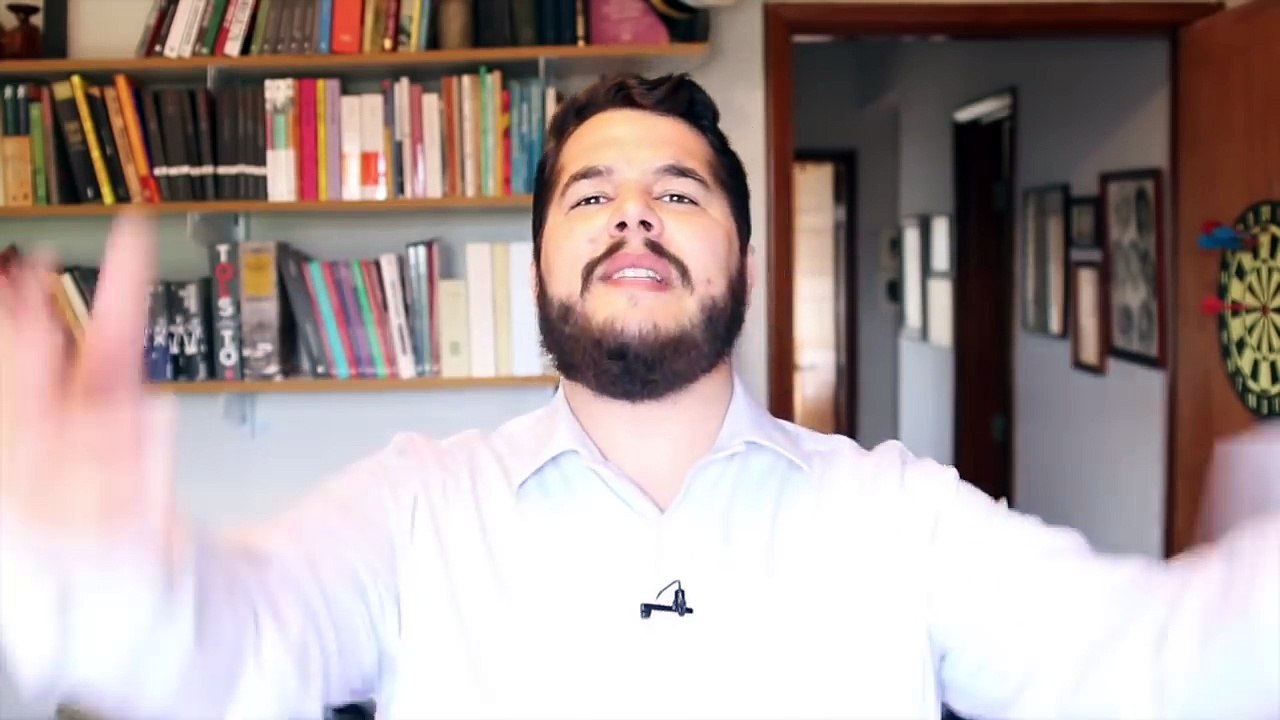 Bernardo Küster ANIQUILANDO China Gomes (Roda Morta - TV Gramsci 28-05-2018)