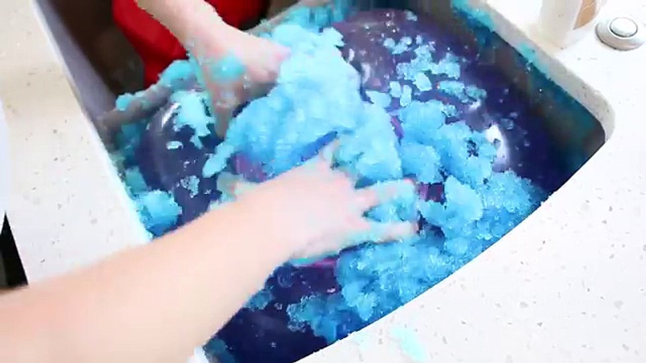 100 LBS of SLURPEE in a WUBBLE BUBBLE