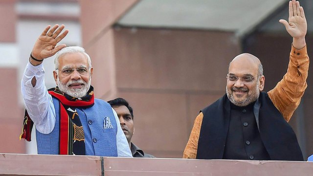 Loksabha By polls में 3 seats हार कर भी Parliament में Majority में रहेगी BJP । वनइंडिया हिंदी