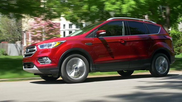 New Ford Escape Dealership Dallas, TX | 2018 Ford Escape Garland, TX