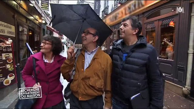 Stéphane Plaza trouve un bien unique à des clients qui restent sans voix - Regardez