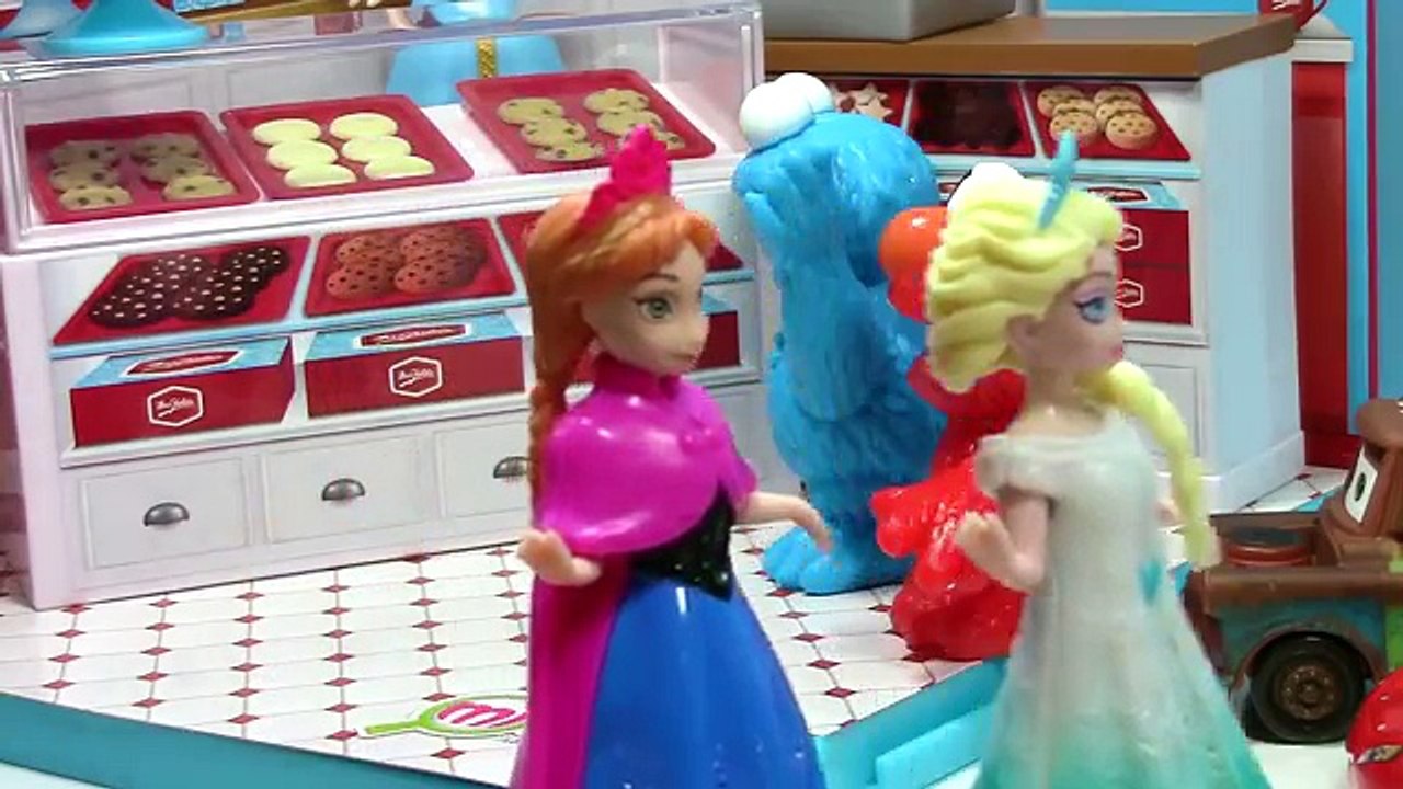Frozen Elsa and Anna at Miworld Mrs. Fields Cookie Shop with Cookie Monster Peppa Pig