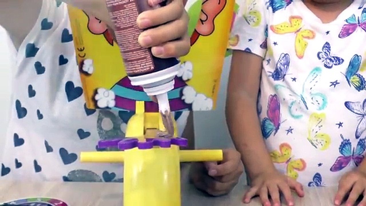 Пирог В Лицо Веселая Игра Pie face Challenge