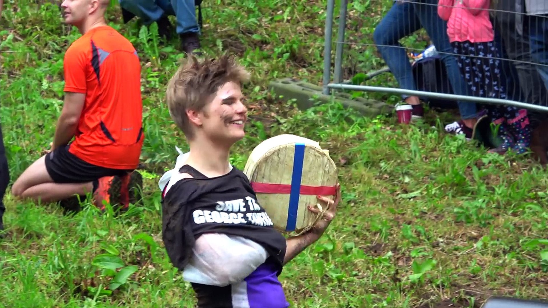 cheese rolling contest 2018 in UK - Vidéo Dailymotion