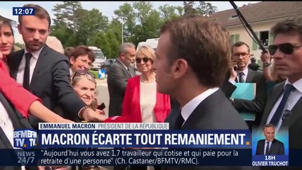 "Je vais avancer avec la même équipe gouvernementale", Macron écarte tout remaniement