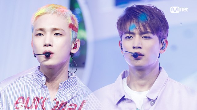 ′최초공개′ SHINee′s Back! ′샤이니′의 ′데리러 가′ 무대