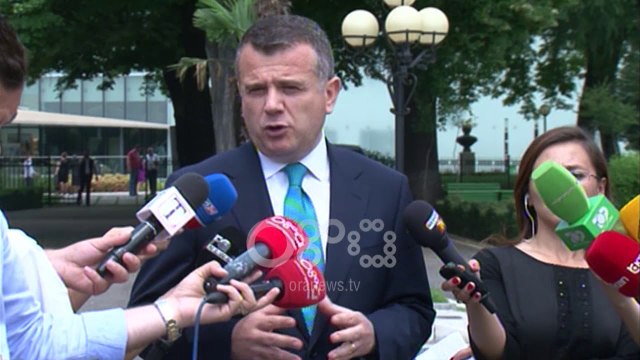 Ora News - Balla: Kuvendi i hapi rrugë pavarësimit energjitik të Kosovës, opozita patetike