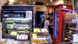 Hong Kong Food Experience. The Bakeries and Their Coloured and Flavoured Bread