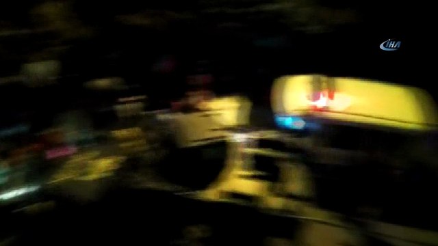 Sultanbeyli'de mahalleli, çocuğu taciz ettiği iddia edilen şahsın evini bastı