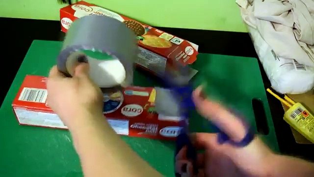 Tutoriel: sommier de lit pour poupée avec des tiroirs de rangement