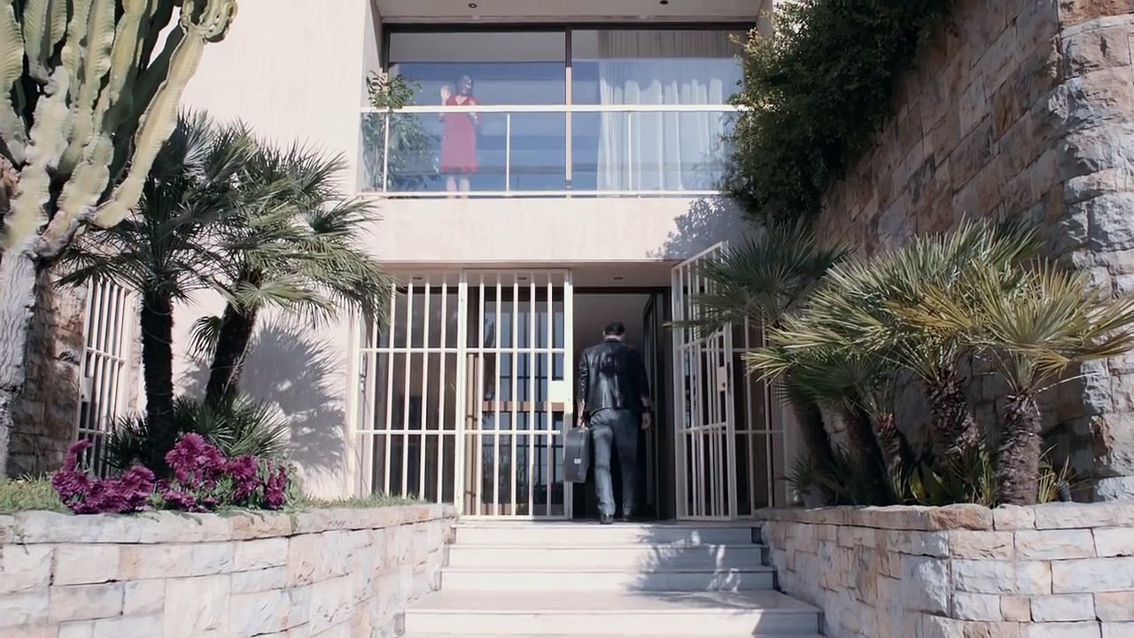 Yara - Ma Baaref - Official Video Clip - يارا - ما بعرف