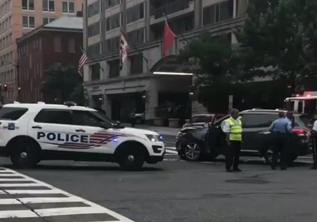 DC Car Chase Ends With Suspect Fleeing Burning Car