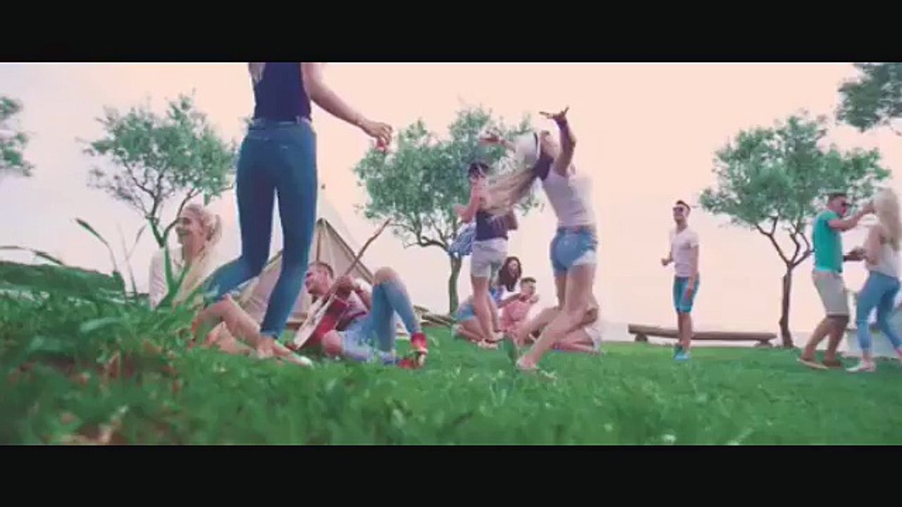 LANA JURČEVIĆ & LUKA BASI - UPALIMO LJUBAV (Summer Hit 2018)