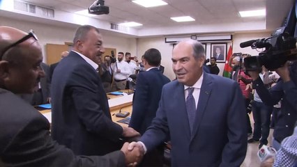 الأردن.. الشارع يغلي والحكومة تتمسك بـ"الضريبة"