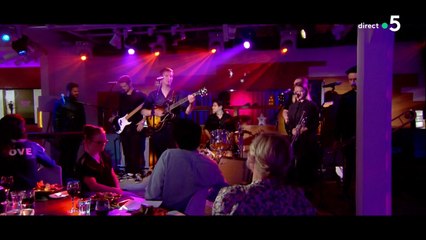 George Ezra - "Shotgun" (live) - C à Vous - 31/05/2018