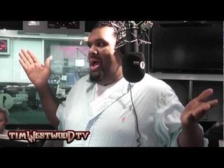 Fatman Scoop 'Hands up, put your hands up' - Westwood