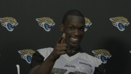 Telvin Smith to Paul Posluszny: 'Don't be surprised if you get that call to come out of retirement'